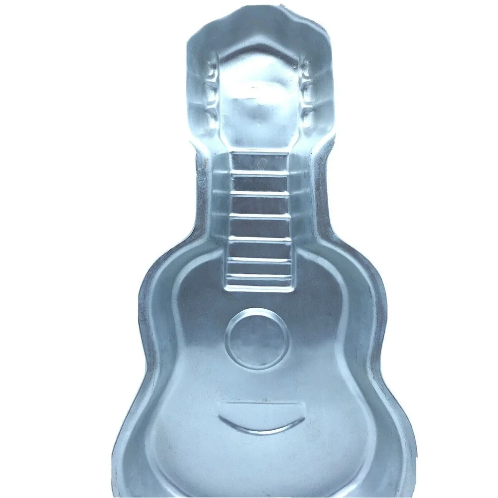 WILTON GUITAR CAKE PAN 2105-570 Baking Tin Mold 2000 ELECTRIC ACOUSTIC
